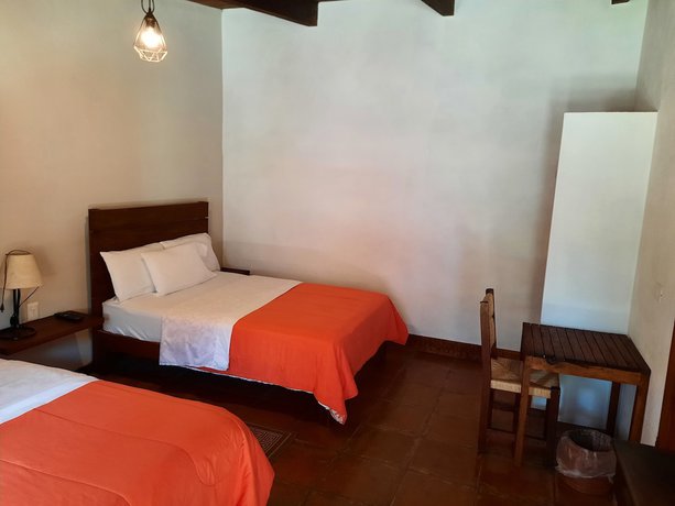 Imagen de la habitación del Hotel El Arco, Valle de Bravo. Foto 6