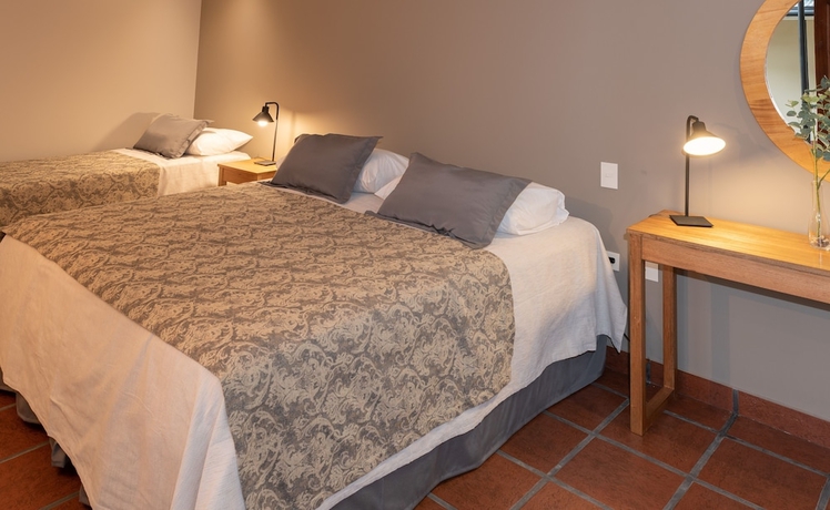 Imagen de la habitación del Hotel El Arribo. Foto 10