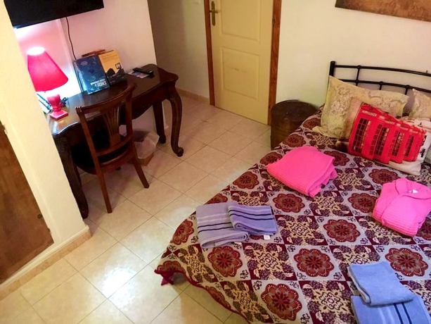 Imagen de la habitación del Hotel El Artista de Para&iacute;so. Foto 4