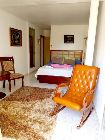 Imagen de la habitación del Hotel El Artista de Para&iacute;so. Foto 8