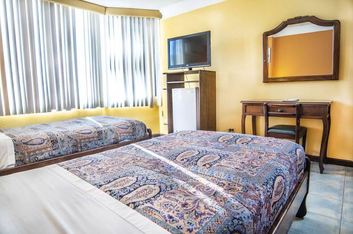 Imagen de la habitación del Hotel El Auca. Foto 9