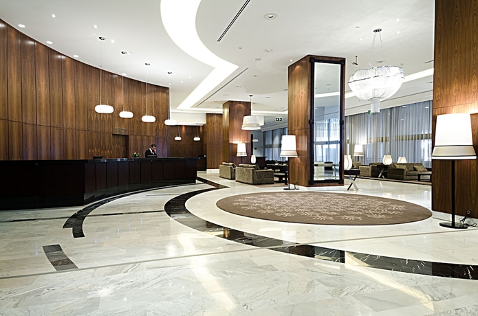 Imagen de los interiores del Hotel El Aurassi. Foto 17