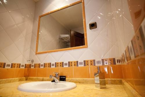 Imagen general del Hotel El Balc&oacute;n, Avil&eacute;s. Foto 5