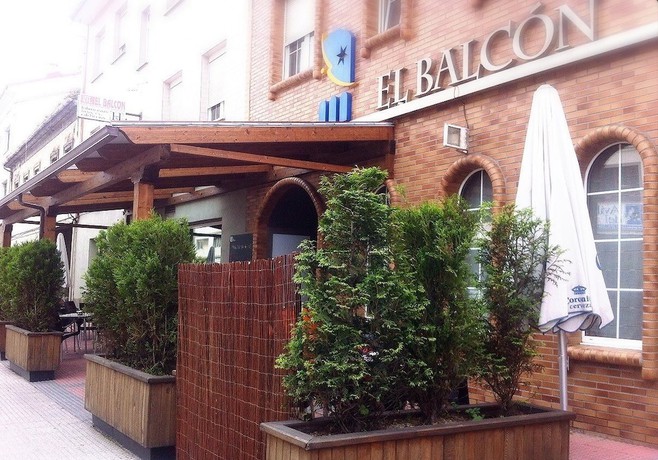 Imagen general del Hotel El Balc&oacute;n, Avil&eacute;s. Foto 1