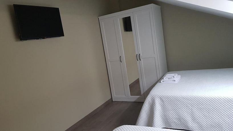 Imagen de la habitación del Hotel El Balc&oacute;n, Avil&eacute;s. Foto 17