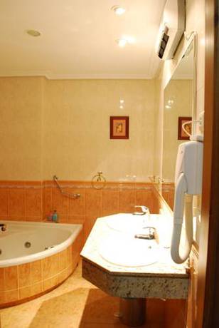 Imagen de la habitación del Hotel El Balc&oacute;n De La Vera. Foto 5