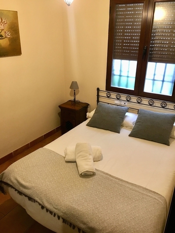 Imagen de la habitación del Hotel El Balc&oacute;n del Albaic&iacute;n. Foto 7