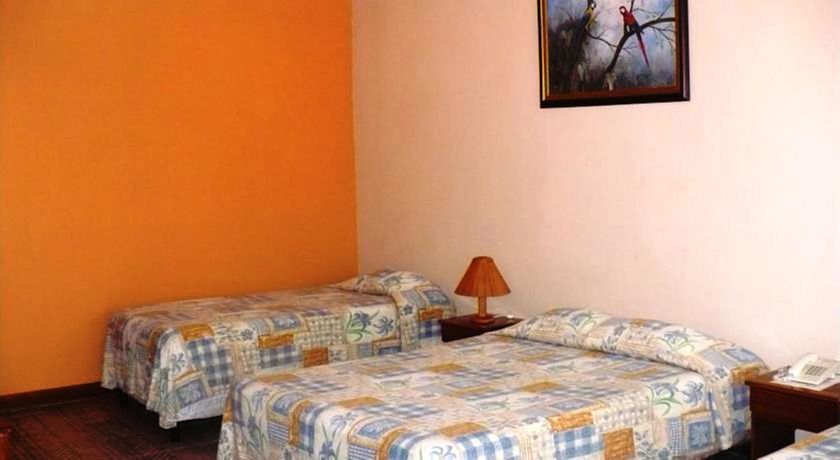 Imagen de la piscina del Hotel El Bambú. Foto 11