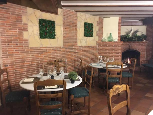 Imagen del bar/restaurante del Hotel El Barondillo. Foto 3