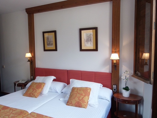 Imagen de la habitación del Hotel El Bedel. Foto 3