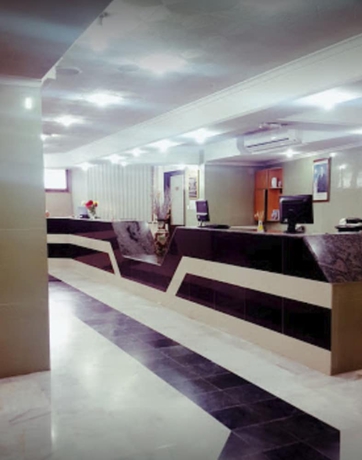 Imagen de los interiores del Hotel El Biar. Foto 17