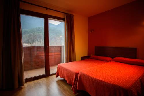 Imagen de la habitación del Hotel El Blat. Foto 3