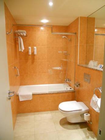 Imagen de la habitación del Hotel El Blat. Foto 4