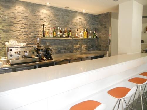 Imagen del bar/restaurante del Hotel El Blat. Foto 2