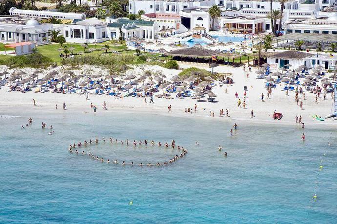 Imagen de los exteriores del Hotel El Borj, Mahdia. Foto 4