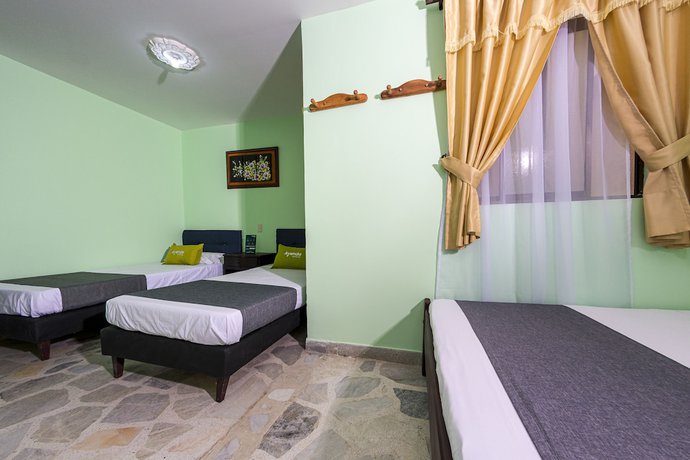 Imagen de la habitación del Hotel El Bosque, Armenia. Foto 6