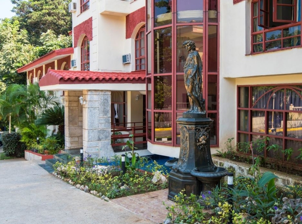 Imagen general del Hotel El Bosque. Foto 14