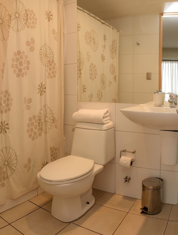 Imagen de la habitación del Hotel El Bosque Suites. Foto 10