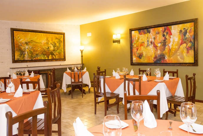 Imagen del bar/restaurante del Hotel El Cabildo Arequipa. Foto 5