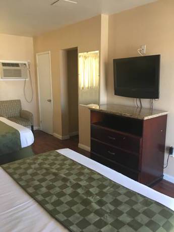 Imagen de la habitación del Hotel El Cajon Inn & Suites. Foto 3