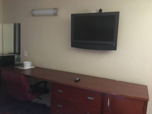 Imagen de la habitación del Hotel El Cajon Inn & Suites. Foto 5