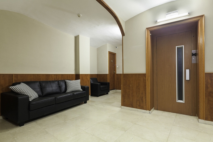 Imagen de los interiores del Hotel El Call. Foto 13