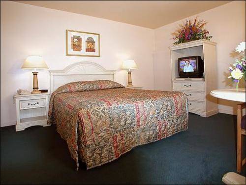 Imagen de la habitación del Hotel El Camino Inn. Foto 4