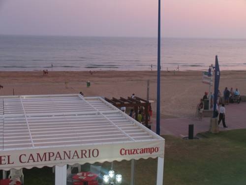 Imagen general del Hotel El Campanario. Foto 14