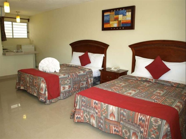 Imagen de la habitación del Hotel El Campanario, Playa del Carmen. Foto 7