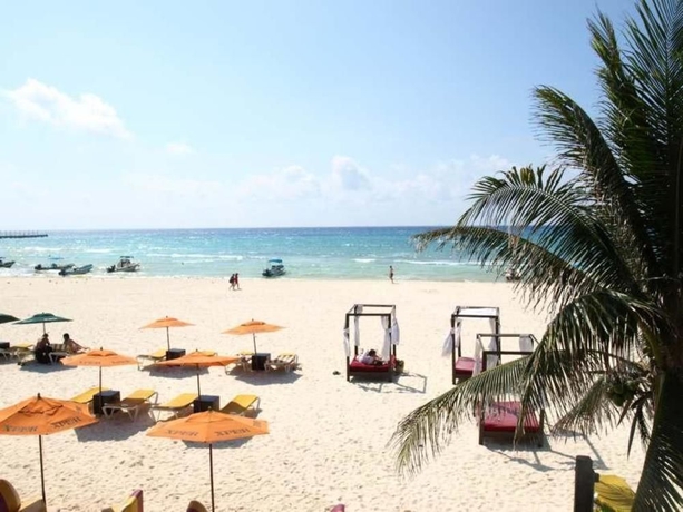 Imagen de los exteriores del Hotel El Campanario, Playa del Carmen. Foto 10