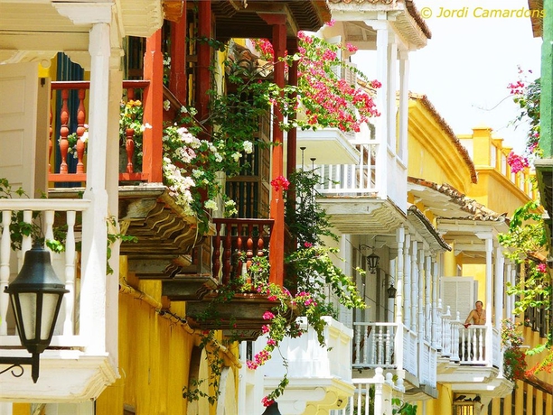 Imagen de los exteriores del Hotel El Candil De Los Santos. Foto 3