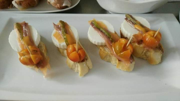 Imagen del bar/restaurante del Hotel El Capellán. Foto 3