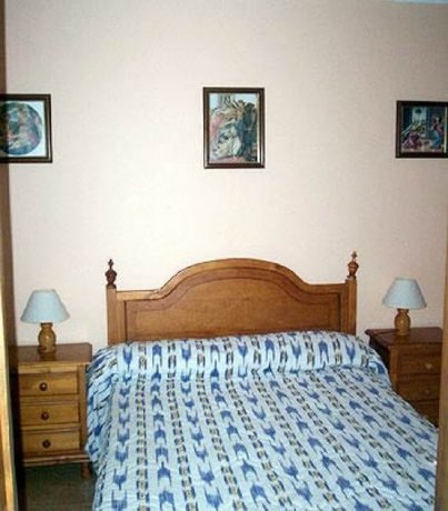 Imagen de la habitación del Hotel El Capistrano Villages. Foto 3