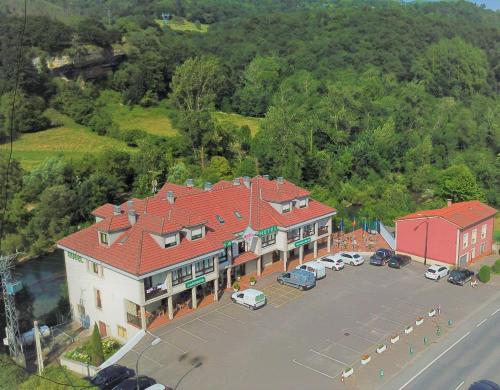 Imagen general del Hotel El Capitan. Foto 3