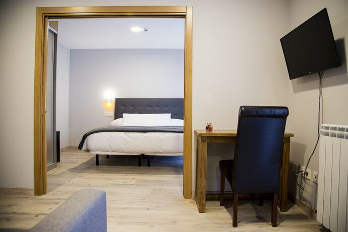 Imagen de la habitación del Hotel El Capricho de Arguis. Foto 14