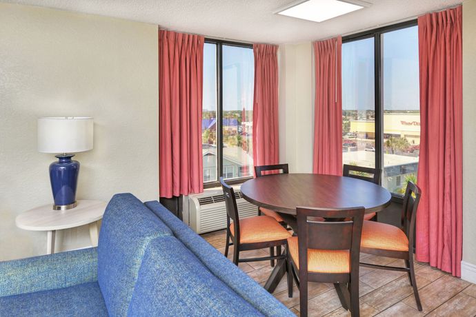 Imagen de la habitación del Hotel El Caribe Resort And Conference Center. Foto 2