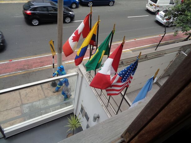 Imagen de la habitación del Hotel El Carmelo. Foto 15