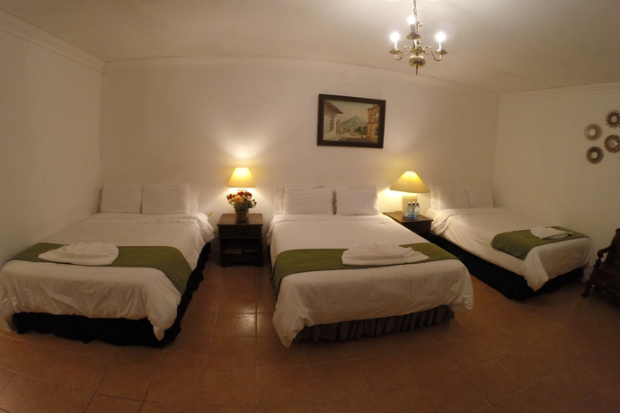 Imagen de la habitación del Hotel El Carmen, Antigua Guatemala. Foto 10