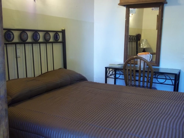 Imagen de la habitación del Hotel El Carmen, Morelia. Foto 4
