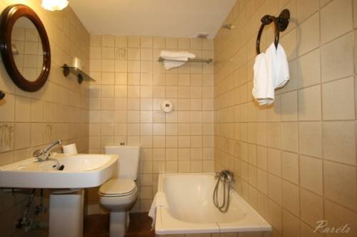 Imagen de la habitación del Hotel El Caserío, Turieno. Foto 3