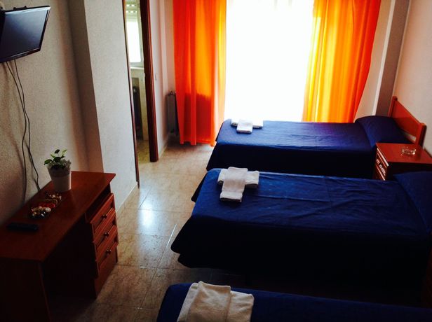 Imagen de la habitación del Hotel El Caserón Río. Foto 5