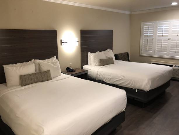 Imagen de la habitación del Hotel El Castell Motel, Monterey. Foto 9