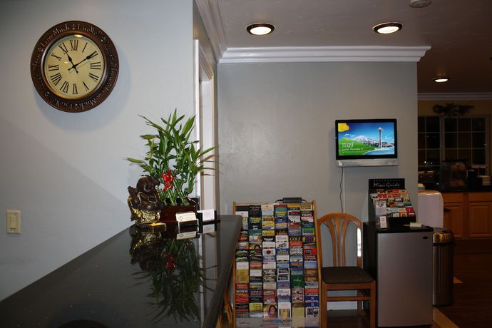 Imagen de los interiores del Hotel El Castell Motel, Monterey. Foto 19