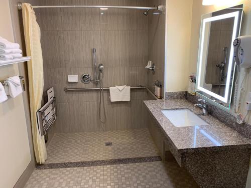 Imagen general del Hotel El Castell Motel, Monterey. Foto 1