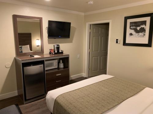 Imagen general del Hotel El Castell Motel, Monterey. Foto 3