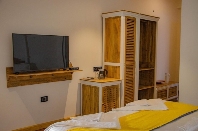 Imagen de la habitación del Hotel El Castello. Foto 7