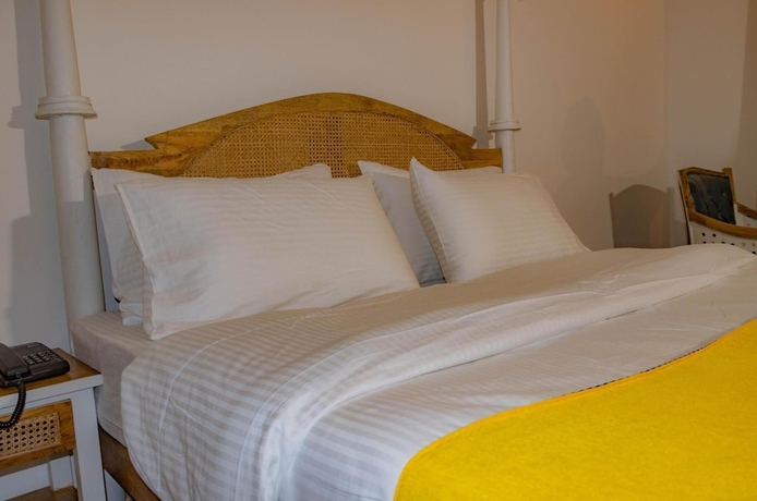 Imagen de la habitación del Hotel El Castello. Foto 9