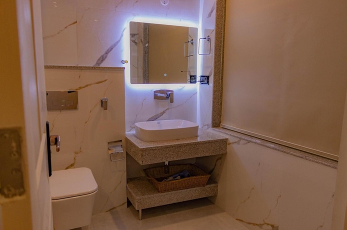 Imagen de la habitación del Hotel El Castello. Foto 13