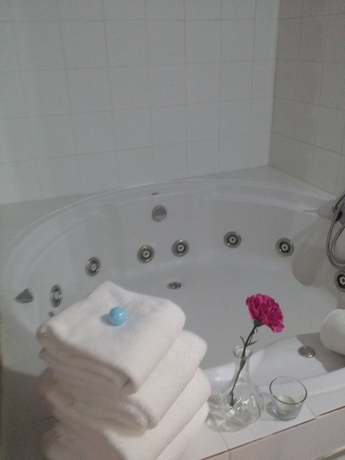 Imagen de la habitación del Hotel El Castillo, Alcalá de Guadaíra. Foto 8