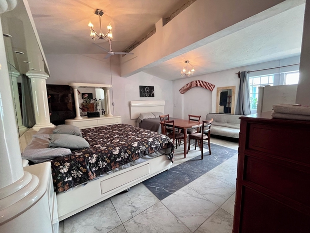 Imagen de la habitación del Hotel El Castillo, Cuernavaca. Foto 8
